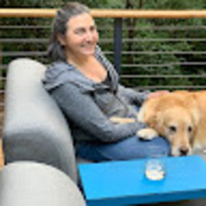 Meet your Posher, Stacy